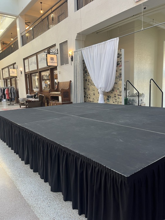 8' x 16'